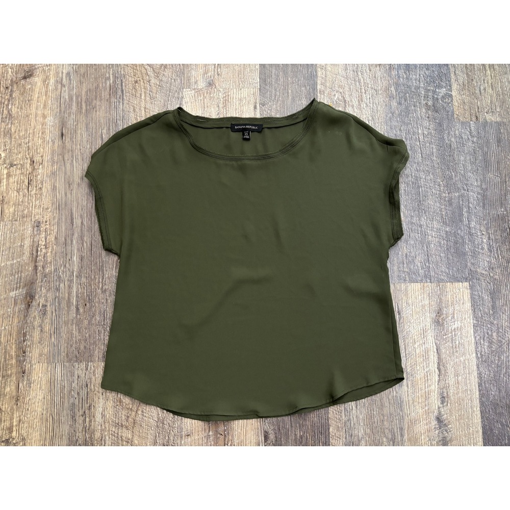 Banana Republic Womens Petite XS Olive Green Short Sleeve Ladder Stitch Blouse